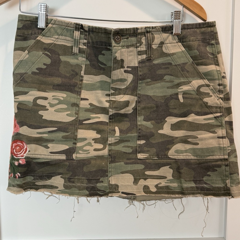 Sanctuary Skirt Womens 29 Green Camo Utility Raw Hem Cotton Mini Pockets Casual